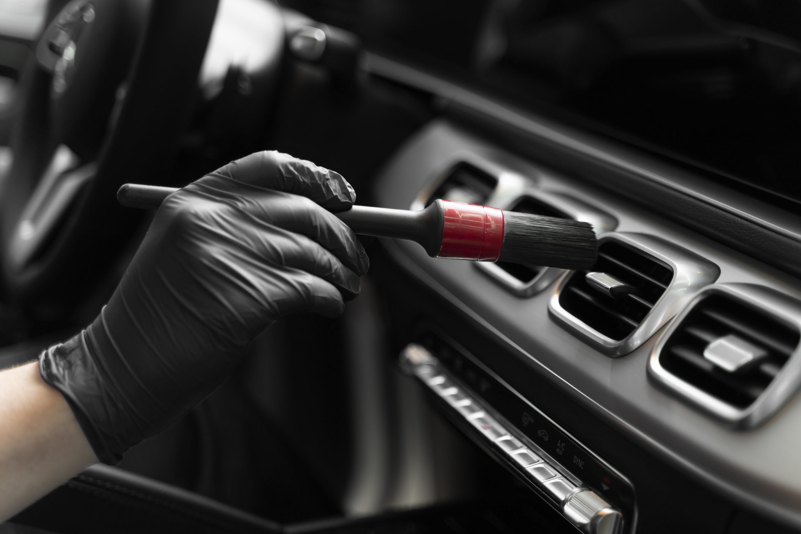 5 Detailing Mistakes That Could Damage Your Car’s Appearance
